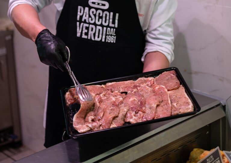Tagliata di maiale al pepe verde