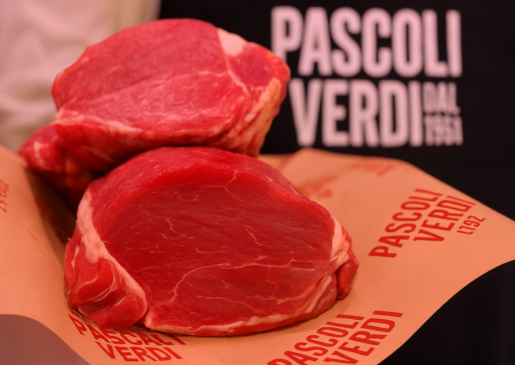 Filetto scottato con rucola, scaglie di Grana e asparagi