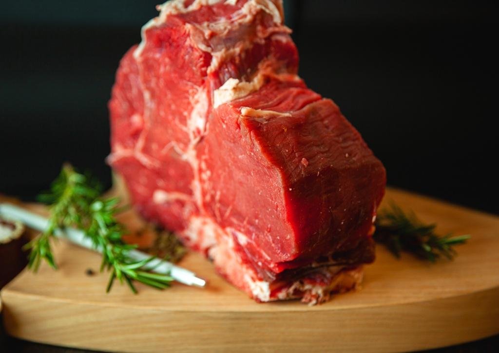 Fiorentina al barbecue con salsa chimichurri veneto-style